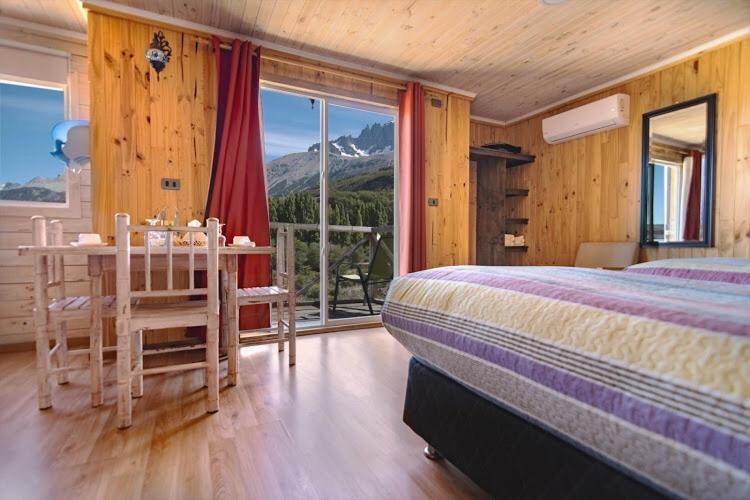 ויה סרו קסטיו B&B Y Cabanas Cerro Castillo מראה חיצוני תמונה
